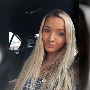 Meet your Posher, Amamanda